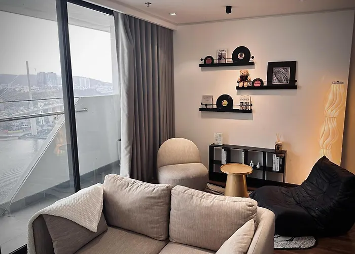 On 20th & 31st Floor, Bai Chay Bridge & Bay View Apartment Ha Long