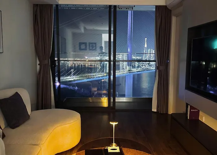 Apartment On 20th & 31st Floor, Bai Chay Bridge & Bay View Ha Long