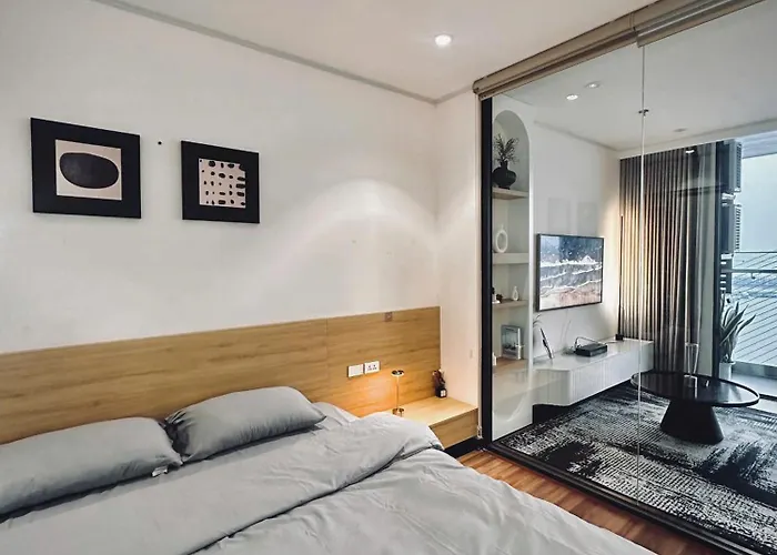 On 20th & 31st Floor, Bai Chay Bridge & Bay View Apartment Ha Long