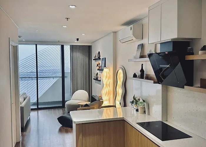 Apartment On 20th & 31st Floor, Bai Chay Bridge & Bay View